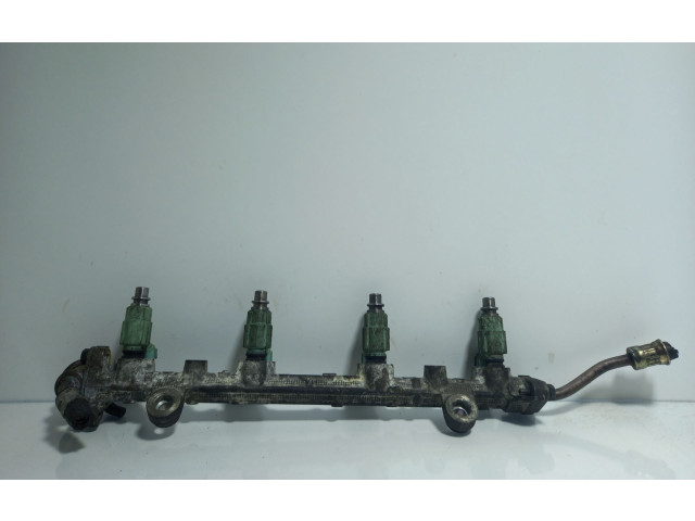 Топливная рампа 0280155723, 179509 Mitsubishi Carisma