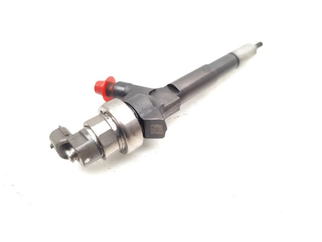 Форсунка 55567729 Opel Meriva B A17DTS