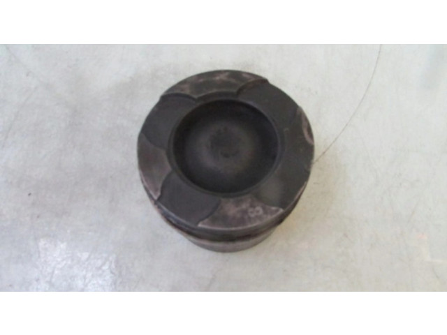 Поршень 4N13 Mitsubishi ASX для дизельного двигателя 1.8