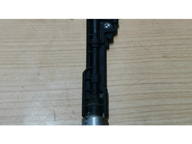 Vstřikovač 7597870, 10213541 BMW 3 GT F34 pro benzínový motor 2.8
