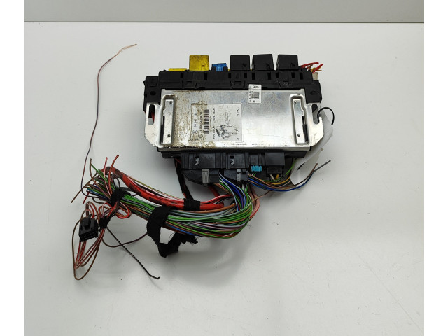 Pojistková skříňka A0285459832, 05045113 Mercede-Benz S W220 2000