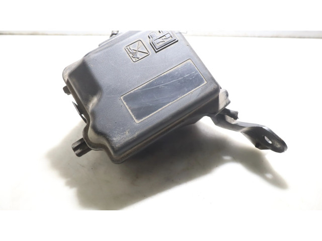 Блок предохранителей     Peugeot 301    