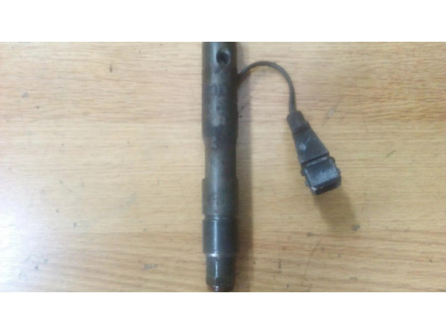 Vstřikovač 0432193754 Renault Kangoo I pro naftový motor 1.9