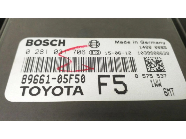 Řídící jednotka 0281031706   Toyota Avensis T270 2015
