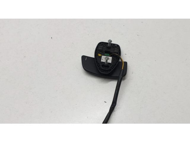 Мултифункционный включатель управления / ручка