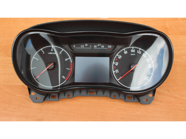 Přístrojová deska Opel Zafira C 2016 39129402, 391030224