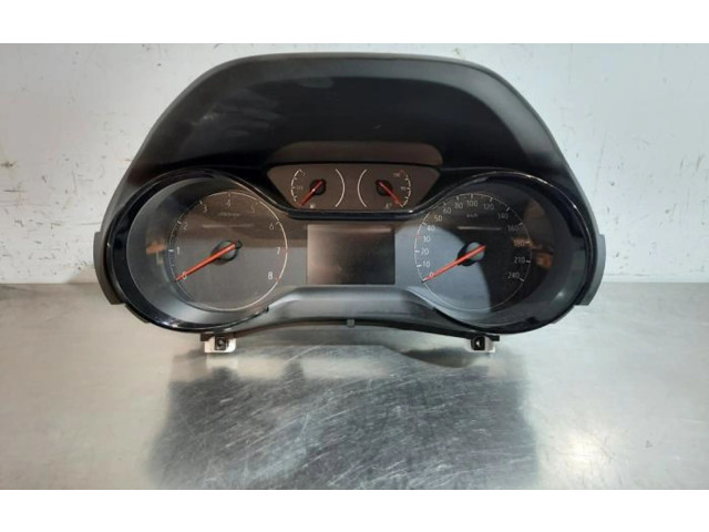 Přístrojová deska Opel Corsa F 2020 9831576180