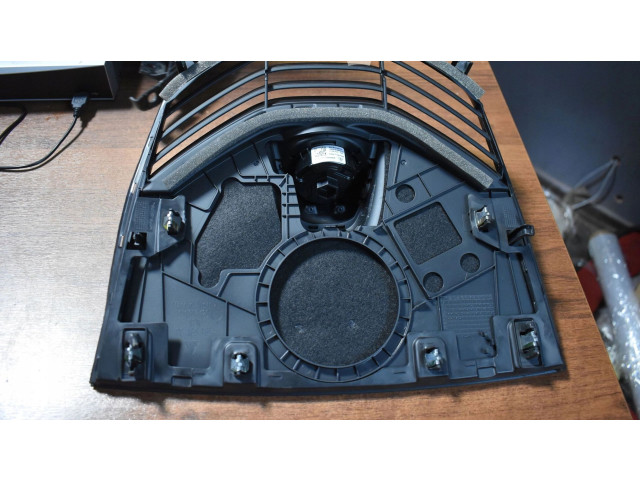 Píst Porsche Taycan 9J1