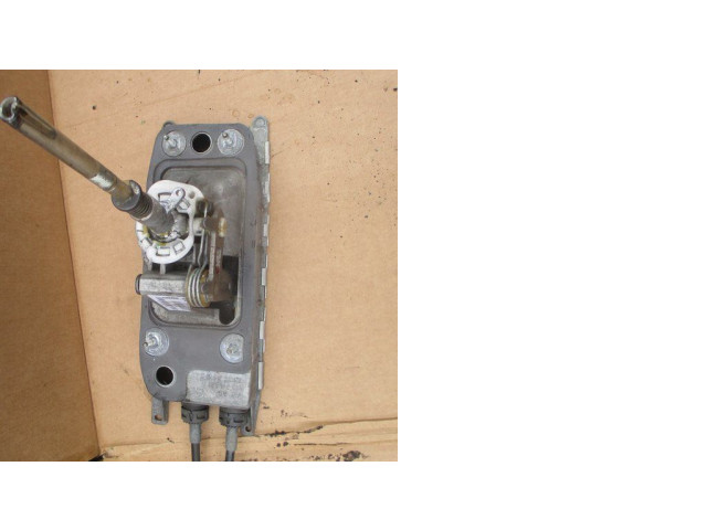 Механизм переключения передач (кулиса) (в салоне)