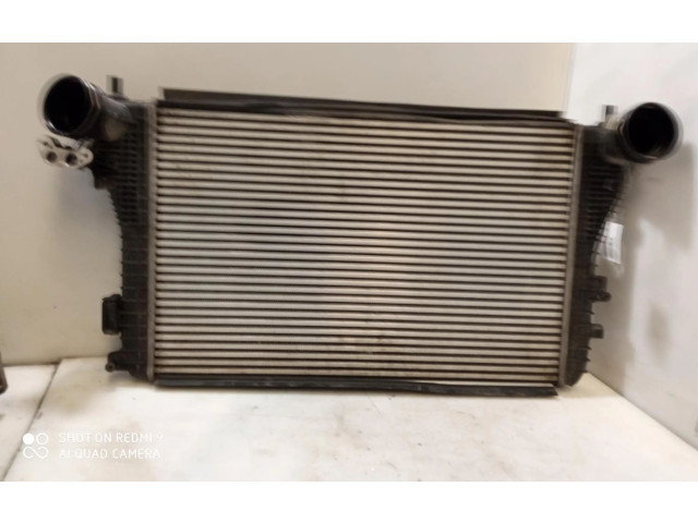 Интеркулер 1K0121345E Volkswagen Jetta V