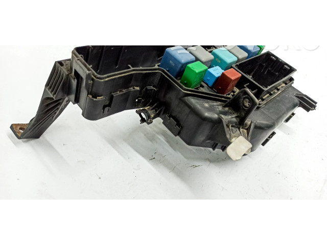 Блок предохранителей  8826332070, 1567001400   Toyota Prius (XW20)    