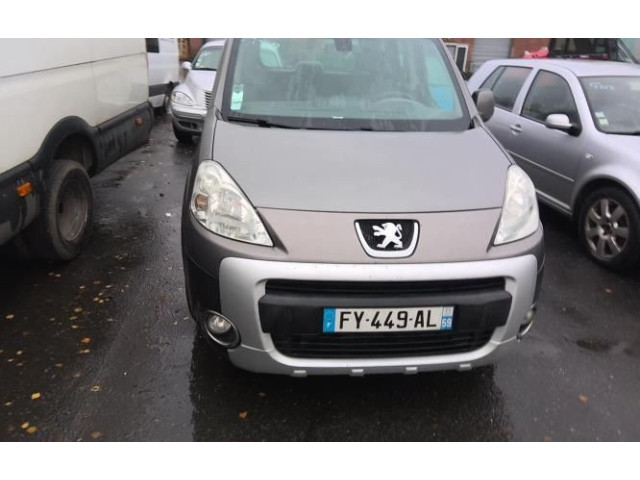 Интеркулер  0384L9   Peugeot Partner 