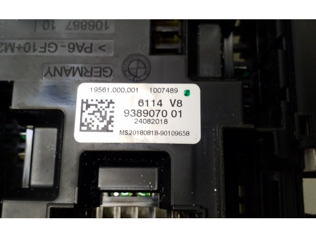 Блок предохранителей 9389070, 938907001   BMW 3 F30 F35 F31    