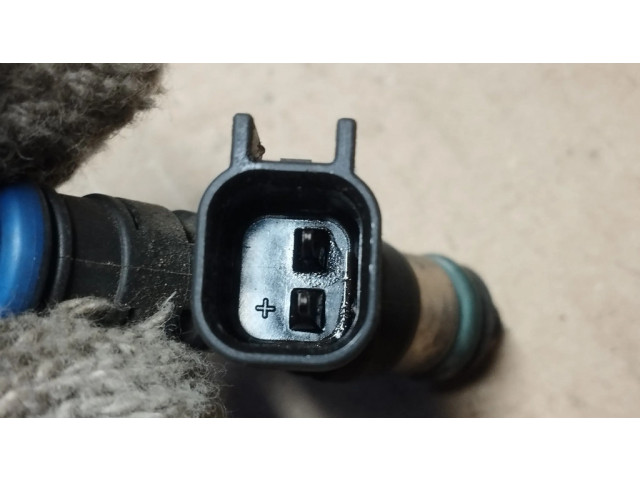 Vstřikovač 04591986AA   Chrysler Town & Country V  pro benzínový motor 4.0  