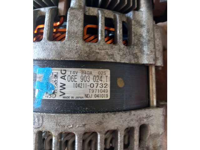 Генератор 06E903024T, 1042110732   Audi Q8      