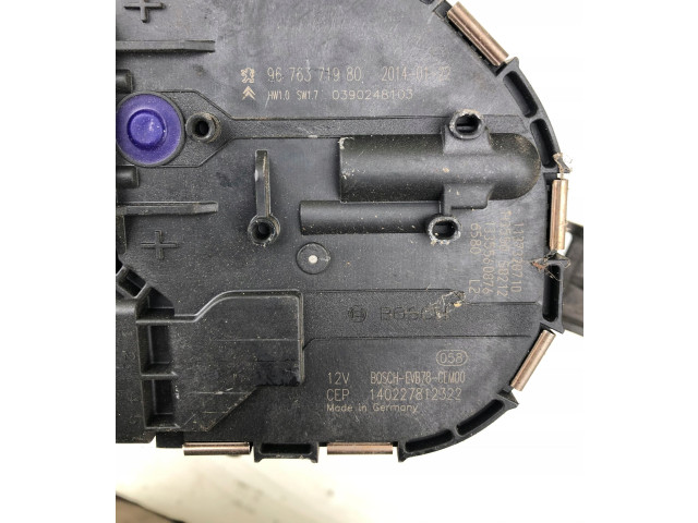 Двигатель стеклоочистителей