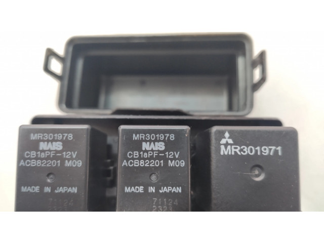 Pojistková skříňka MR301971, MR301978 Citroen C-Crosser 2008