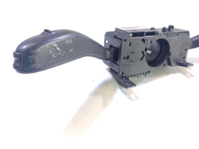 Ручка поворотов/ фонарей 6Q0953513BA, 6Q0953503FE    Volkswagen Multivan T5