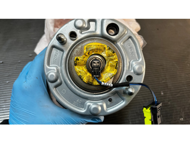 Подушка безопасности водителя 33784579703   BMW 3 F30 F35 F31