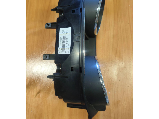 Панель приборов 3T1920841H, 1052501802 Skoda Superb B6 (3T)