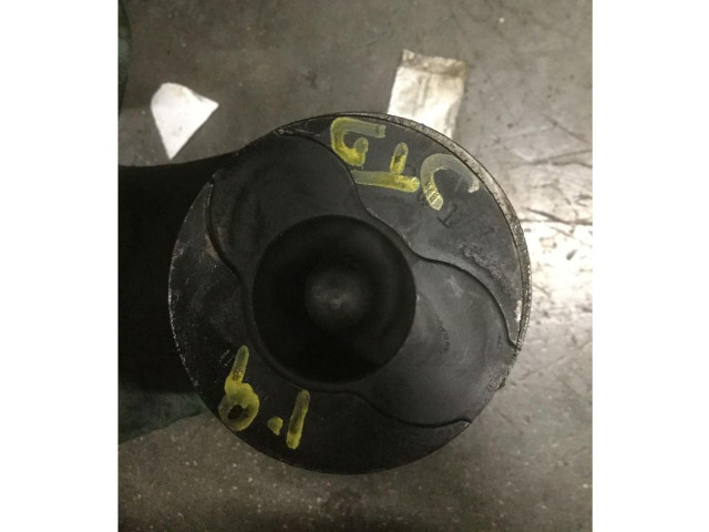 Поршень с шатуном Fiat Multipla