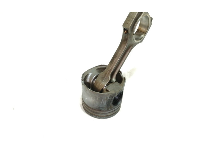  Поршень M47N204D4 0840C  BMW X3 E83  