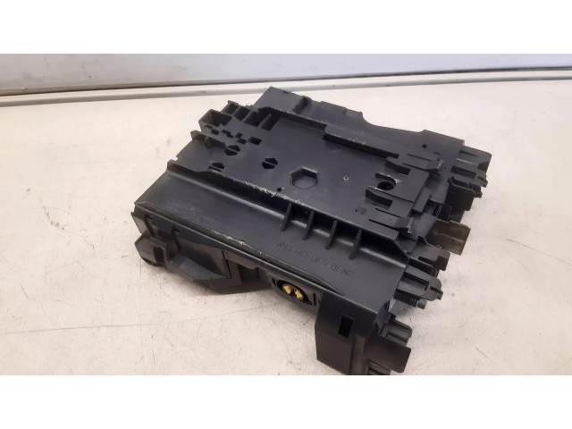 Pojistková skříňka A2045403850 Mercedes-Benz C W204 2008