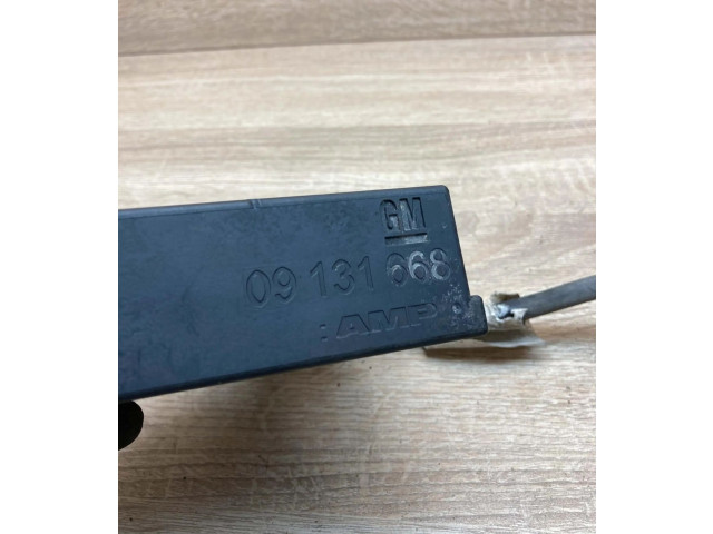 Pojistková skříňka 09131668 Opel Zfira A 1999