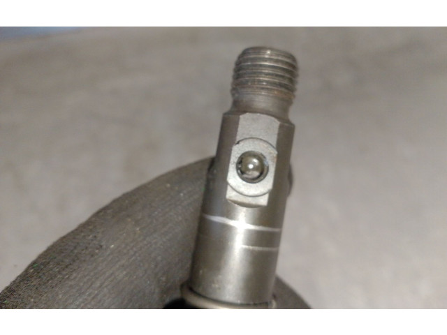 Форсунка 059130201E    Audi A6 S6 C5 4B  AFB 