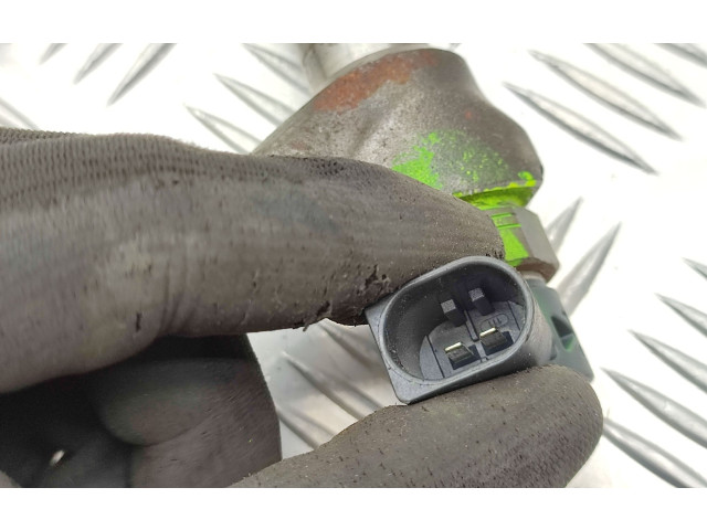 Комплект форсунок 04L130277AC, 0445110469 Skoda Octavia Mk3 (5E) CLHA