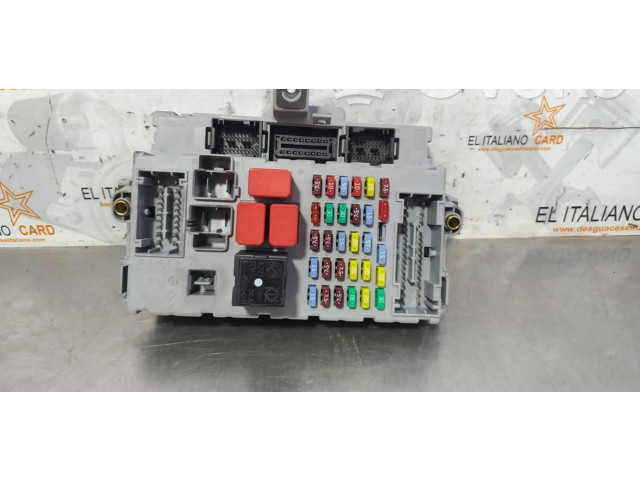 Блок предохранителей PA6-GB20GF10, PA6-GB20GF10   Alfa Romeo 166    