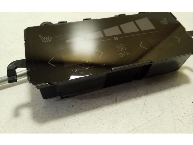 Блок управления климат-контролем 31346787   Volvo XC90