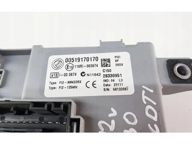 Блок предохранителей 00519170170 Opel Combo D