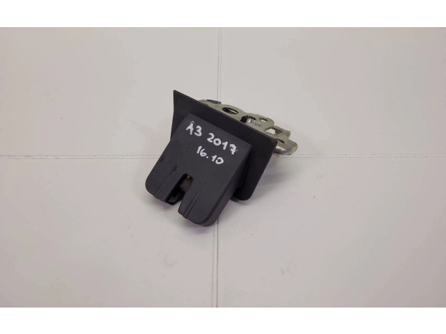 Zámek zadních dveří 8R0.827.505.A Audi A3 S3 8V 2018