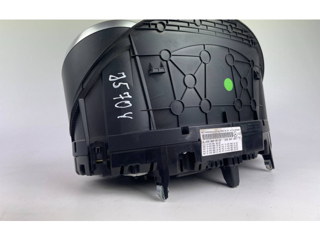 Панель приборов A4709009502   Mercedes-Benz X-class W470       