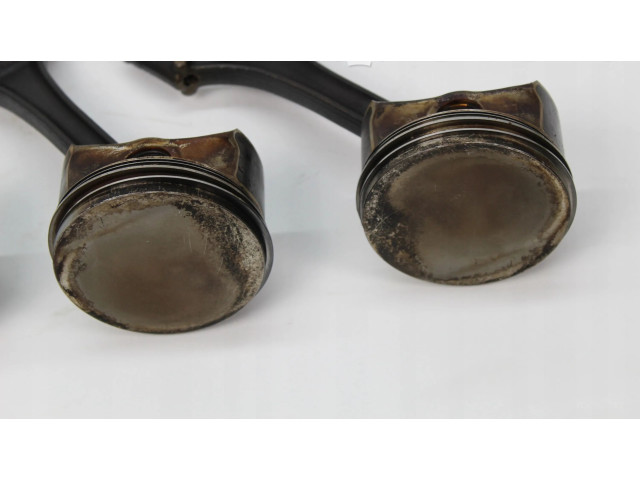 Píst Mercedes-Benz A W169