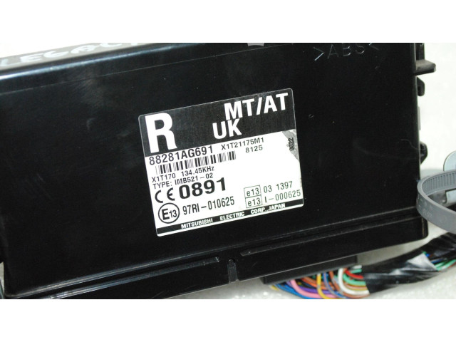 Панель приборов Subaru Legacy