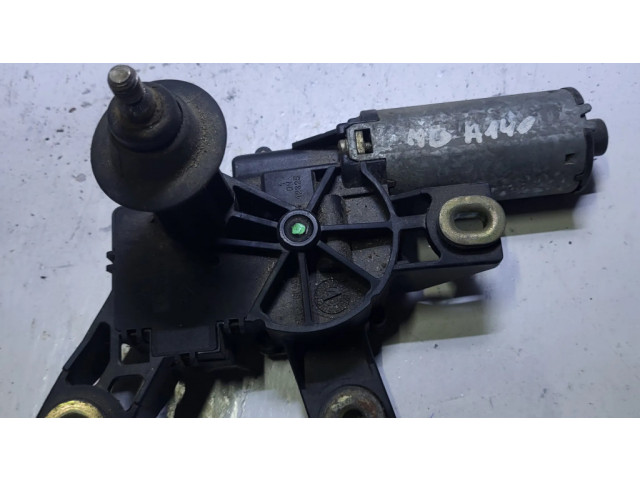 Стеклоочиститель заднего стекла