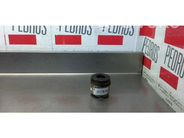 Поршень F9Q790 Renault Kangoo I