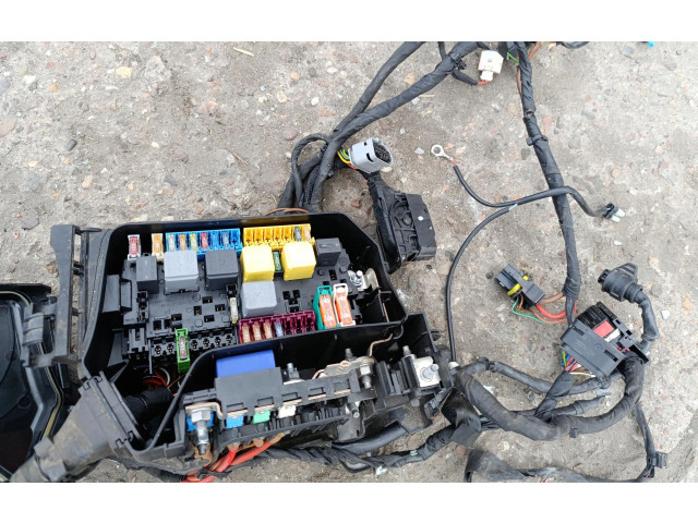 Блок предохранителей     Mercedes-Benz A W176    