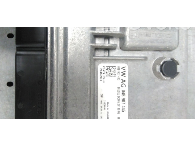 Блок управления двигателя 04B907445, 04B997027F   Audi A1