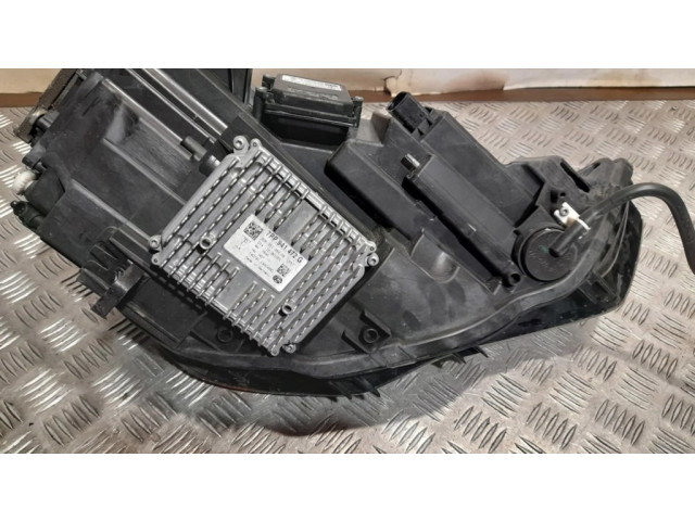 Передняя фара