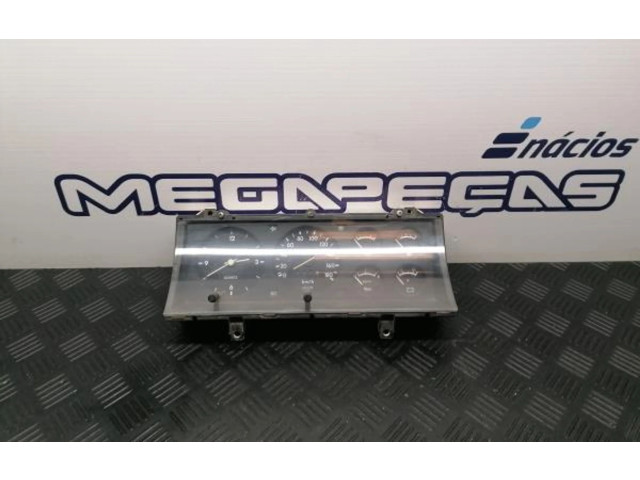 Přístrojová deska Nissan Patrol Y60 194145.08