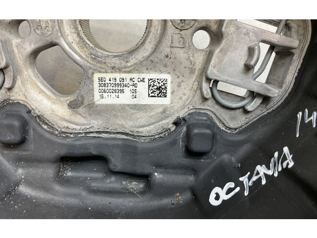 Руль Skoda Octavia Mk3 (5E)  2013 - 2019 года 5E0419091AC      