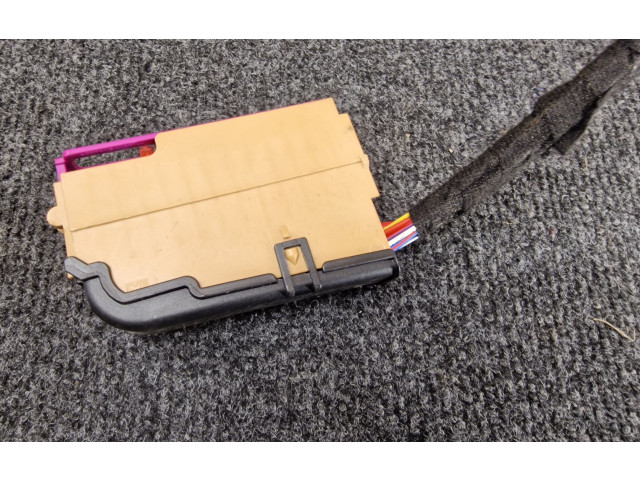 Pojistková skříňka 4F1941824B Audi Q7 4M 2019