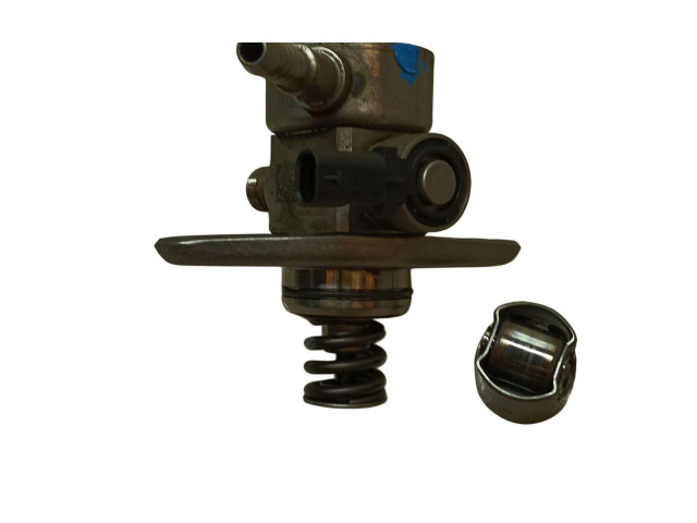 Топливный насос    4E127026AF, 04E127026AF   Seat Leon (5F)