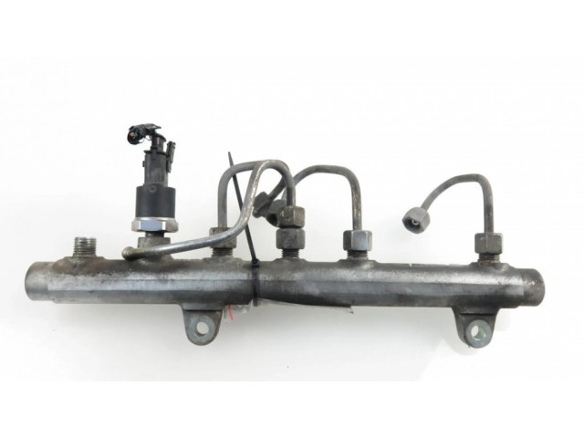 Магистральная трубка топлива