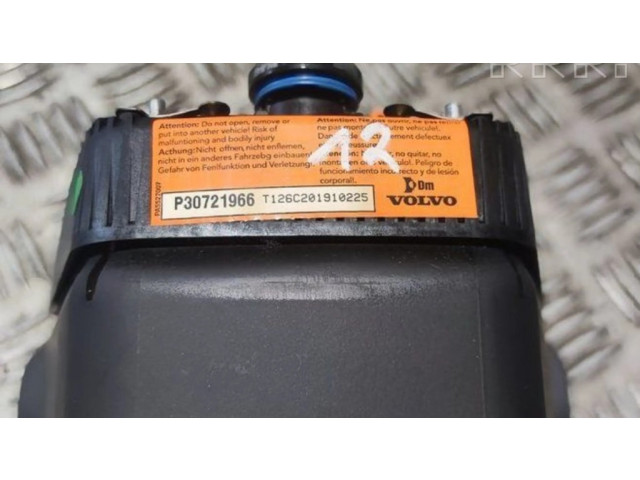 Подушка безопасности водителя 30721966   Volvo S60