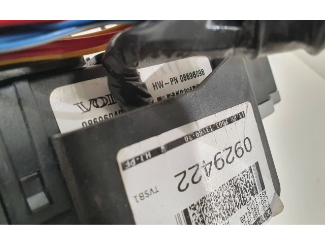 Блок предохранителей 08696098, 08606040   Volvo XC90    