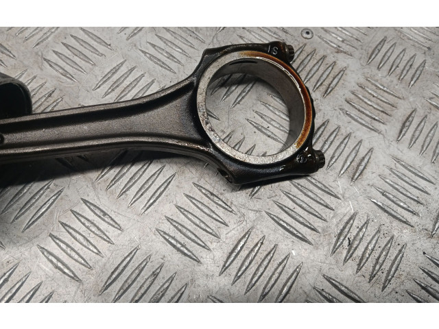 Píst 06M107066AB   Audi Q7 4M    DCB 